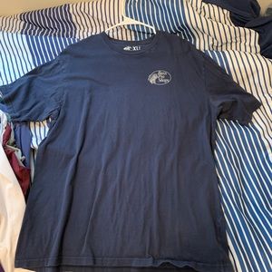 Bass pro shop t-shirt.
